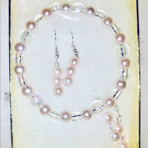 ROSE PINK AND CLEAR GLASS BEADED BRACELET AND EARRINGS SET